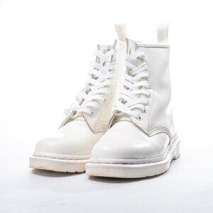 Dr Martens 14357 Mono All White Smooth Leather Boots Combat Women's sz 6